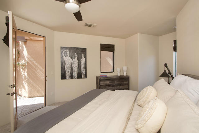 50135 Camino Privado, La Quinta CA: https://media.crmls.org/mediaz/28e0aae3-8e4b-45e4-8eae-66b1d1c3f228.jpg