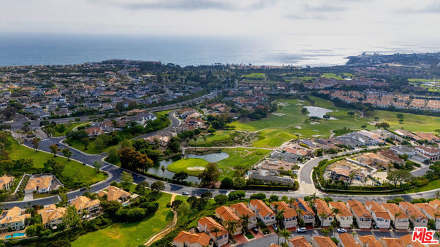 28 Saint Kitts, Dana Point CA: https://media.crmls.org/mediaz/28e0c62b-56d5-4fbd-84be-151a0da93d4b.jpg