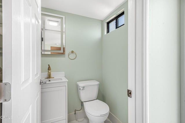 Detail Gallery Image 39 of 55 For 5120 Seabreeze Way, Oxnard,  CA 93035 - 4 Beds | 4 Baths