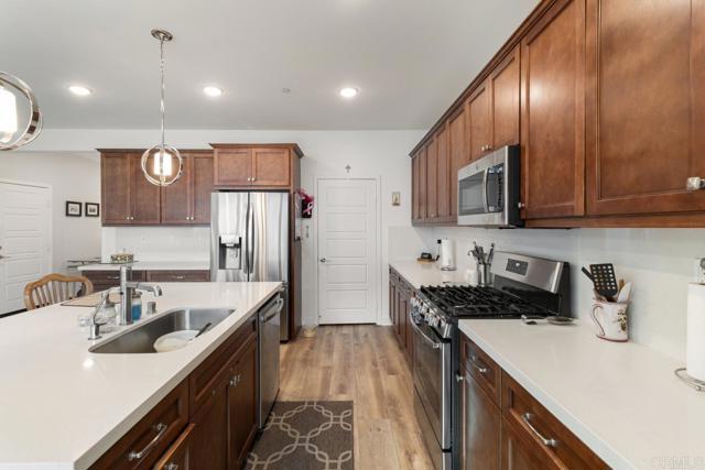 1516 Winding Sun Drive, Beaumont CA: https://media.crmls.org/mediaz/28e0f014-d354-43c6-9319-b0c0c2580436.jpg