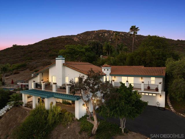 26036 38 Kaywood Terrace, Escondido CA: https://media.crmls.org/mediaz/28e143d7-6131-4a51-8397-2e9f9ee1662b.jpg