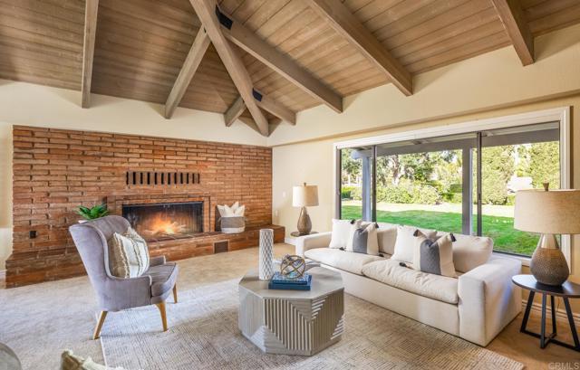 Detail Gallery Image 6 of 45 For 1358 Hymettus Ave, Encinitas,  CA 92024 - 4 Beds | 2/1 Baths