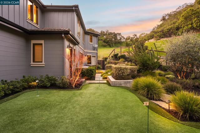 Image 52 of 59 For 401 Legacy Dr