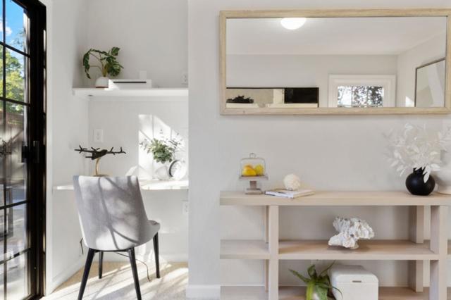 2627 Ohio Avenue, Redwood City CA: https://media.crmls.org/mediaz/28e39596-ff69-46b4-b18b-262b73cacf1c.jpg