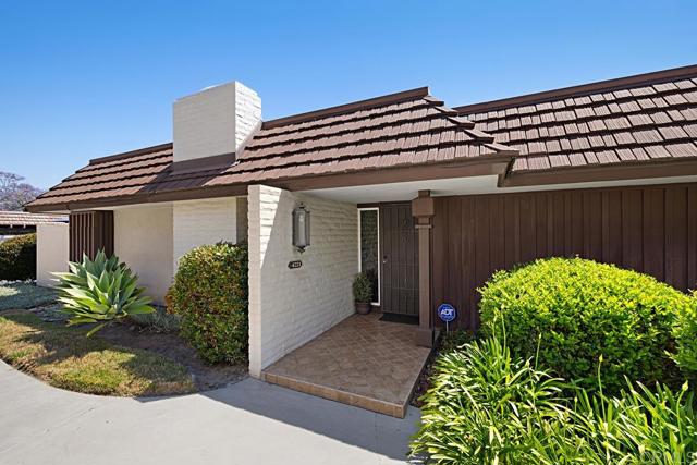 Detail Gallery Image 1 of 1 For 4221 Collwood Ln, San Diego,  CA 92115 - 2 Beds | 2 Baths