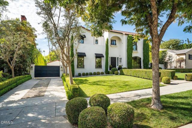 Detail Gallery Image 3 of 76 For 1329 Campbell St, Glendale,  CA 91207 - 4 Beds | 6 Baths