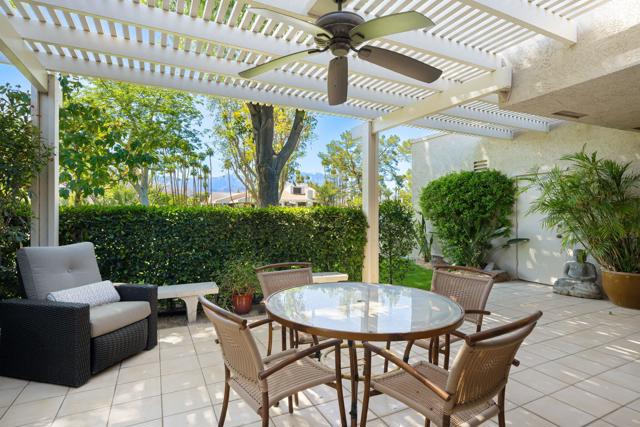 26 Stanford Drive, Rancho Mirage CA: https://media.crmls.org/mediaz/28e4b44a-309c-4258-9d4b-2bd985f902fa.jpg