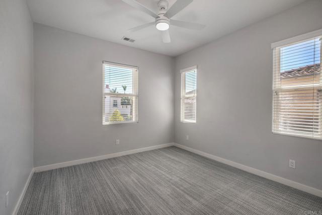 7303 Sitio Castano, Carlsbad CA: https://media.crmls.org/mediaz/28e52c8a-709d-4fdf-9a01-684b4f6ca0f5.jpg