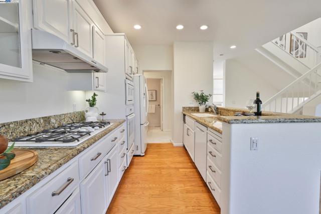 11030 Via Sorrento, Cupertino CA: https://media.crmls.org/mediaz/28e6f356-07af-4cd6-8b7a-a1b717bf69ef.jpg