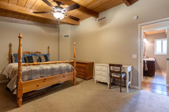 2405 Old Colony, Vista, California 92084, ,Residential Income,For Sale,Old Colony,NDP2407848