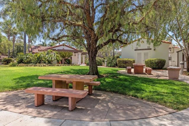 2875 Rancho Cortes, Carlsbad CA: https://media.crmls.org/mediaz/28e7661c-8af7-43cc-a77a-fbd5d7c56205.jpg