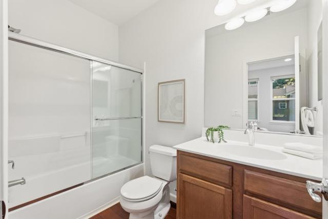 203 Peppermint Tree Terrace, Sunnyvale CA: https://media.crmls.org/mediaz/28e8485f-c034-4695-9feb-30a4b6cab4a1.jpg