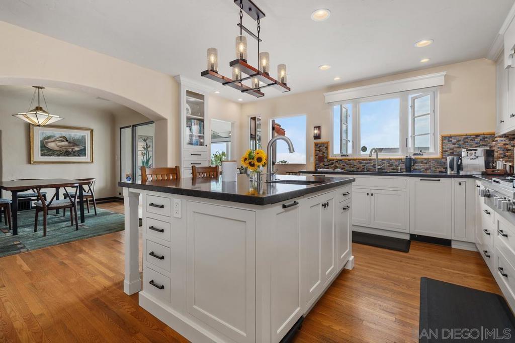 4111 Sunset - photo 12
