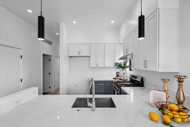 889 McLellan Drive, South San Francisco CA: https://media.crmls.org/mediaz/28e8dc6d-ae7c-41bc-be20-5b62c61f78da.jpg