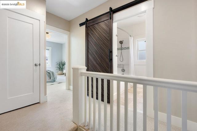 5344 Walnut St, Oakland CA: https://media.crmls.org/mediaz/28e97368-31db-4b2f-9fcb-70111d5dfa52.jpg