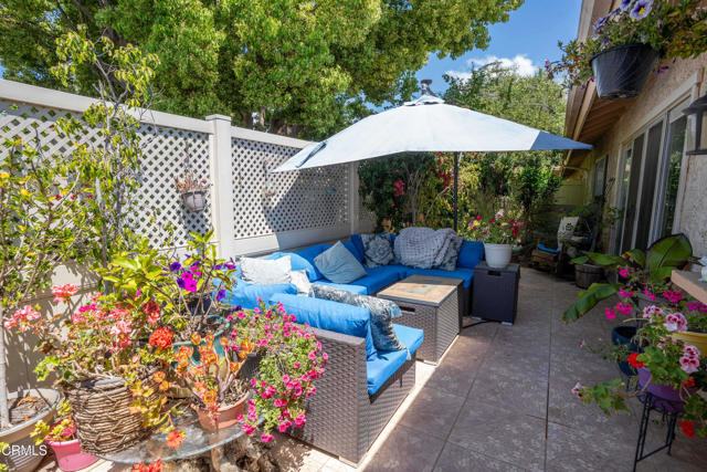 31123 Village 31, Camarillo CA: https://media.crmls.org/mediaz/28e9dd38-c631-42fd-aa43-f605b0f2bc2c.jpg