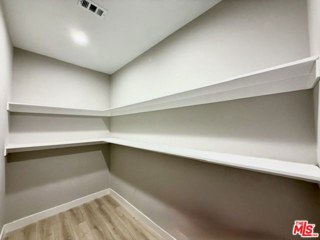 1221 N Azusa Avenue, Azusa CA: https://media.crmls.org/mediaz/28e9f451-cfe2-4c4d-acdd-a050bd6e4e87.jpg