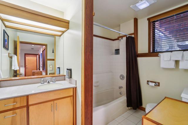55491 Howland, Idyllwild CA: https://media.crmls.org/mediaz/28ea9d73-b5b4-4ba0-ab37-87d3c0fc30a7.jpg