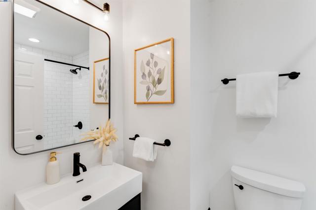 1337 Pennsylvania Blvd, Concord CA: https://media.crmls.org/mediaz/28eaaf9b-38e5-4be9-b368-d532cacc8953.jpg