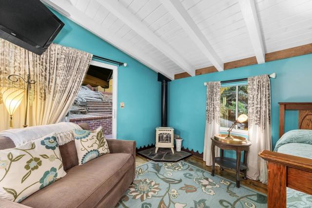 744 Cathedral Drive, Aptos CA: https://media.crmls.org/mediaz/28ead1fe-141e-4f7e-801e-ec1abe89c6a7.jpg