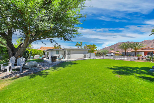 54677 Avenida Diaz, La Quinta CA: https://media.crmls.org/mediaz/28eb7fdf-a934-4f45-993c-f7a7145233fd.jpg