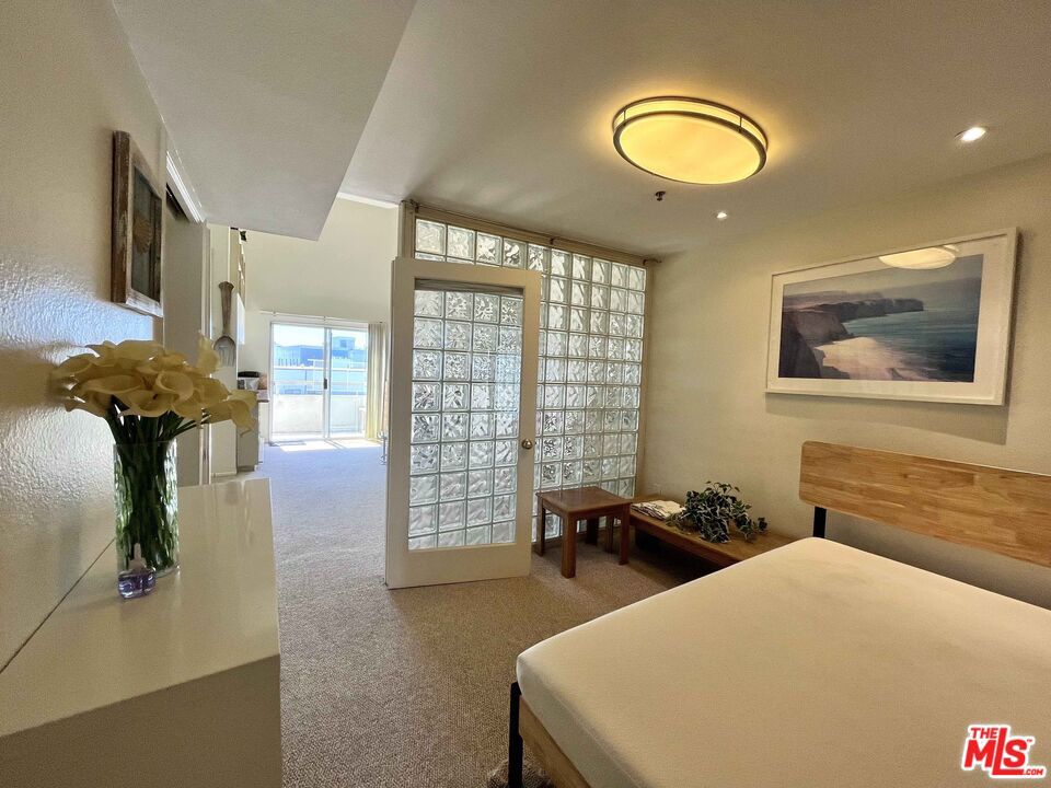 MLS #25577585 img 17