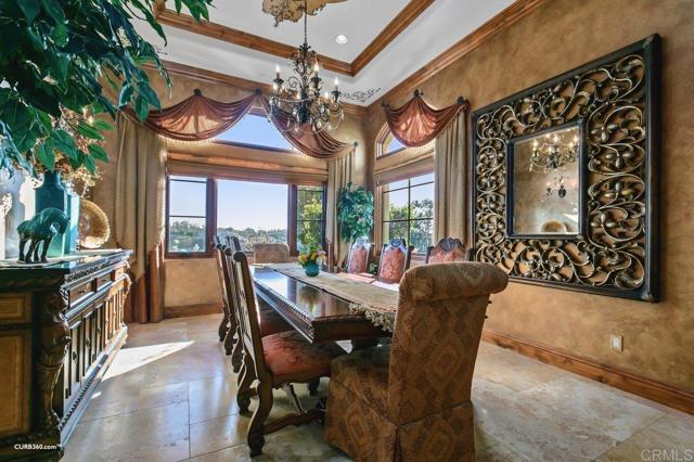 16531 Zumaque, Rancho Santa Fe CA: https://media.crmls.org/mediaz/28ec0d88-8296-4ec9-a76b-9f43327684fe.jpg