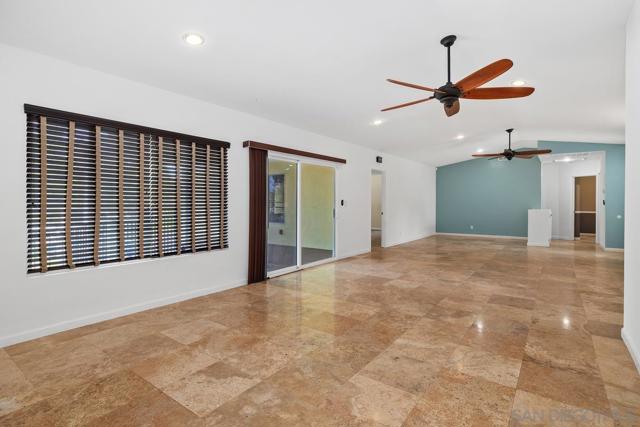 10620 Garden Way, Spring Valley CA: https://media.crmls.org/mediaz/28ecc740-9737-4fed-b75f-c36005fc4e6b.jpg