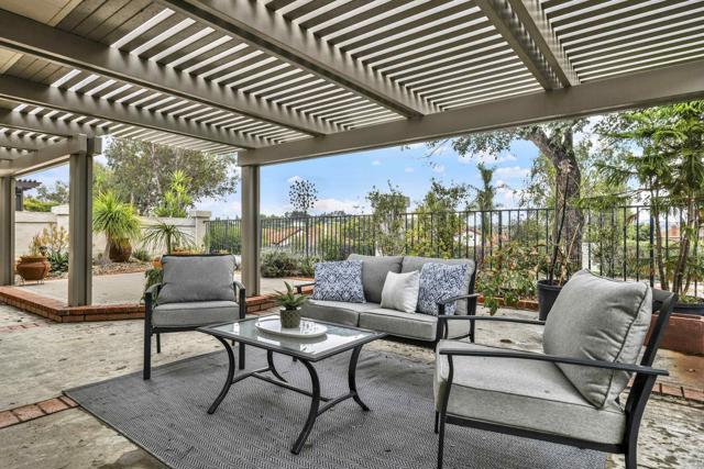 Detail Gallery Image 17 of 22 For 13025 Avenida Marbella, San Diego,  CA 92128 - 2 Beds | 2 Baths