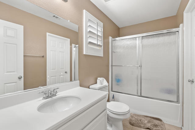Image 30 of 53 For 82688 Mandrone Drive