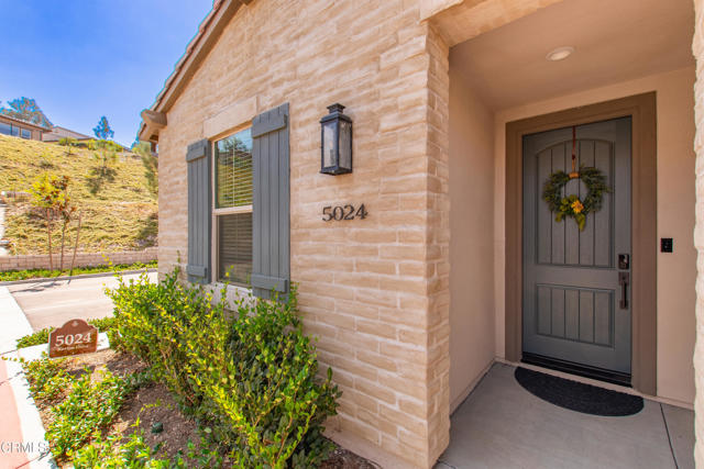 5024 Rexton Drive, Camarillo CA: https://media.crmls.org/mediaz/28edf17f-643f-4ebf-bd5b-361e654dc5d0.jpg