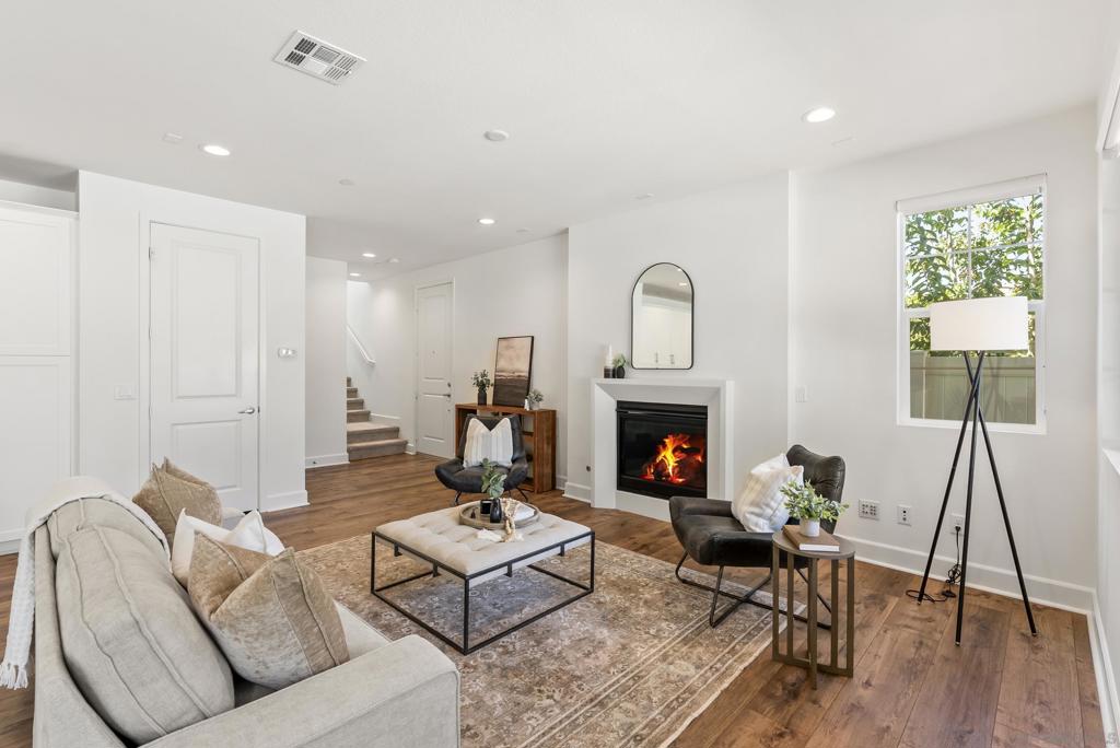 MLS #250041327SD image #6