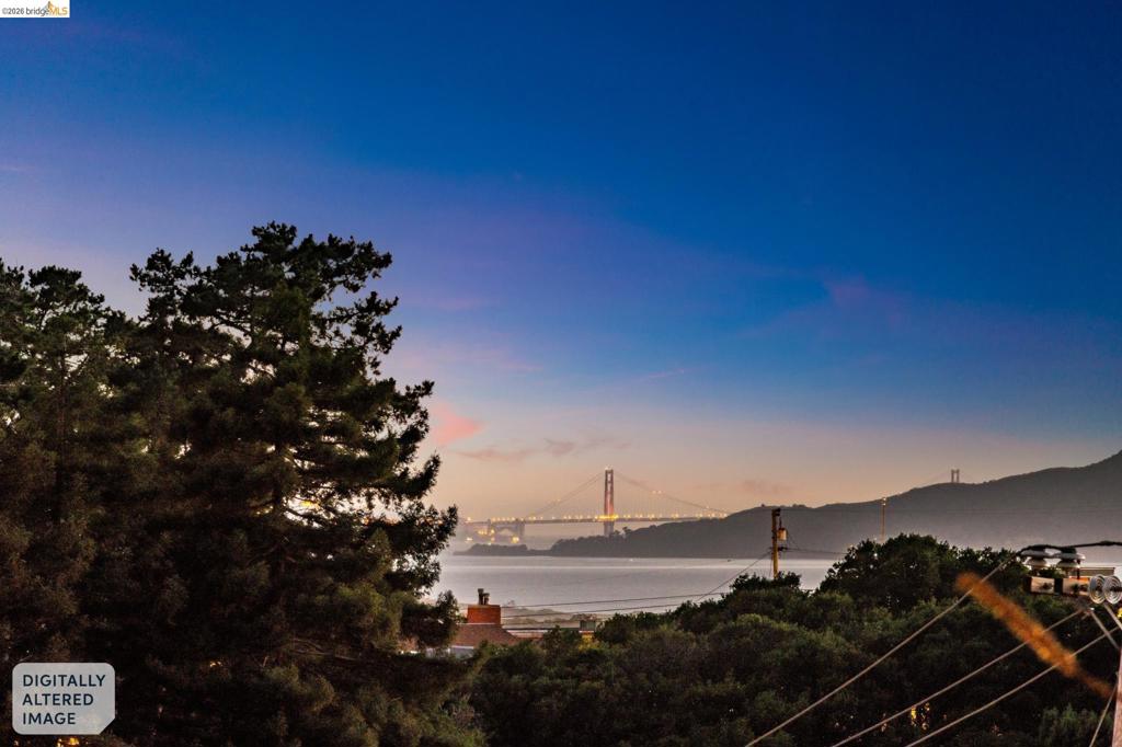https://media.crmls.org/mediaz/28ee99c1-5e18-4e04-a499-e5ee4caa1c3b.jpg?preset=X-Large