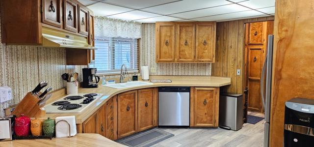 556 Millpond Drive, San Jose CA: https://media.crmls.org/mediaz/28efac7a-b214-44e8-ab84-24db6d6ae9ec.jpg