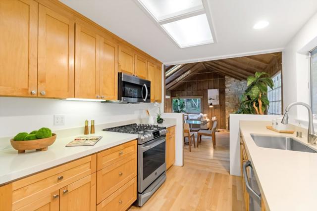 1019 Los Trancos Road, Portola Valley CA: https://media.crmls.org/mediaz/28f0add5-23de-40e9-8486-905e0ec6f03a.jpg