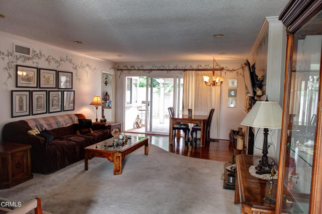 240 E Bay Boulevard, Port Hueneme CA: https://media.crmls.org/mediaz/28f0d93f-e361-4f52-b111-02d73c122908.jpg