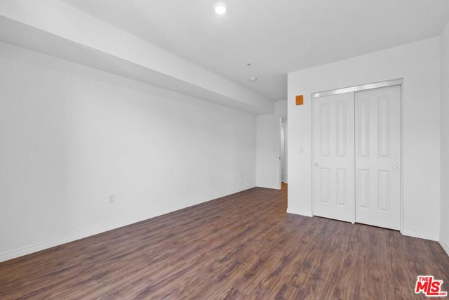 5245 Santa Monica Boulevard, Los Angeles CA: https://media.crmls.org/mediaz/28f19ee6-74d5-4fa0-a3e8-be52dc0f5495.jpg