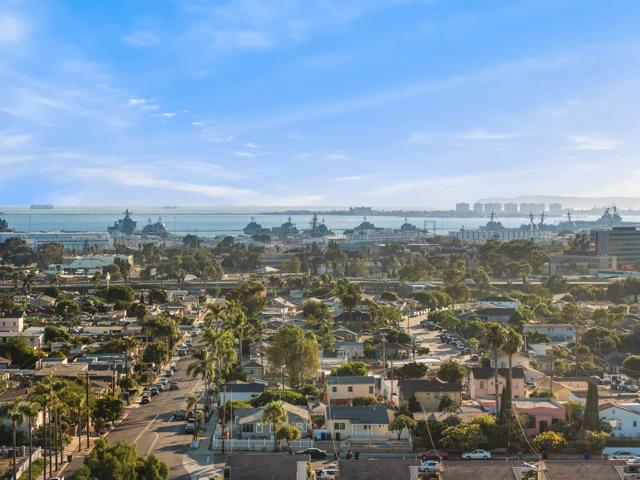 4204 06 Division St, San Diego CA: https://media.crmls.org/mediaz/28f24395-20d9-4e7d-b0f6-58df83e71b15.jpg