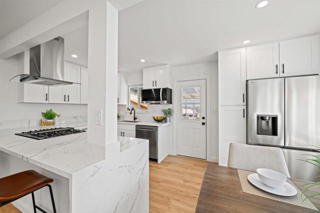 2951 MANOS DRIVE, San Diego CA: https://media.crmls.org/mediaz/28f326bd-6a75-4ad4-898f-d75f305b7cdd.jpg