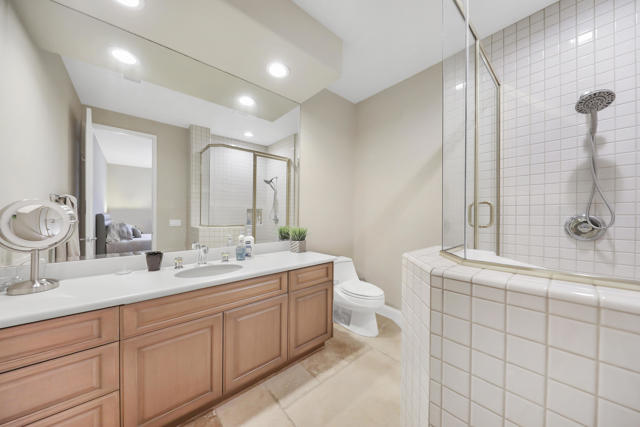 41800 Jones Drive, Palm Desert CA: https://media.crmls.org/mediaz/28f38a91-673b-40f8-9968-23b60eff5b5e.jpg