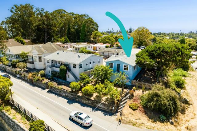 102 W Cliff Drive, Santa Cruz CA: https://media.crmls.org/mediaz/28f3a40a-b276-4ca0-9039-db3572bd268c.jpg