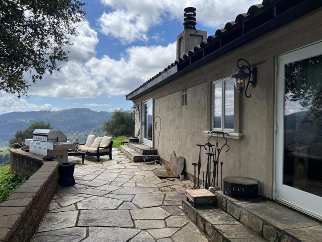 19375 Montevina Road, Los Gatos CA: https://media.crmls.org/mediaz/28f3bca4-fc97-4be9-8cc5-24074c243298.jpg