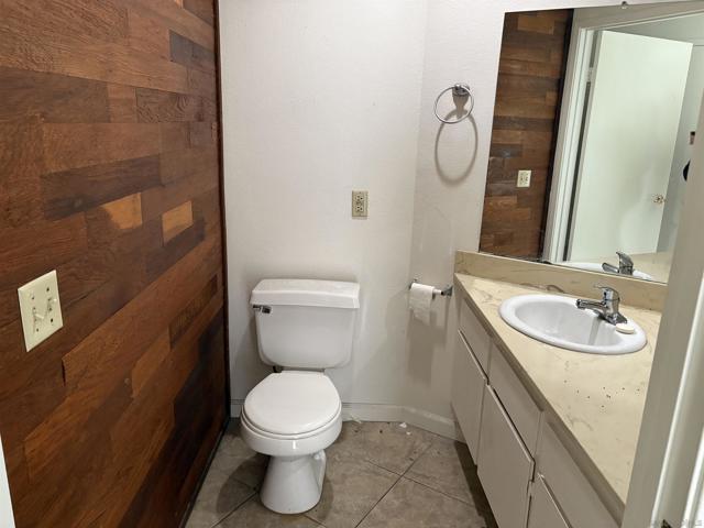 3823 Caminito Litoral, San Diego CA: https://media.crmls.org/mediaz/28f4107e-0557-4f2b-ad49-8dbcdcf24091.jpg