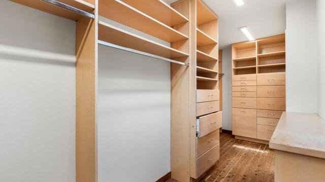 11 Hawk View, Portola Valley CA: https://media.crmls.org/mediaz/28f55087-4cb0-41fa-a7eb-7cafa778c30c.jpg