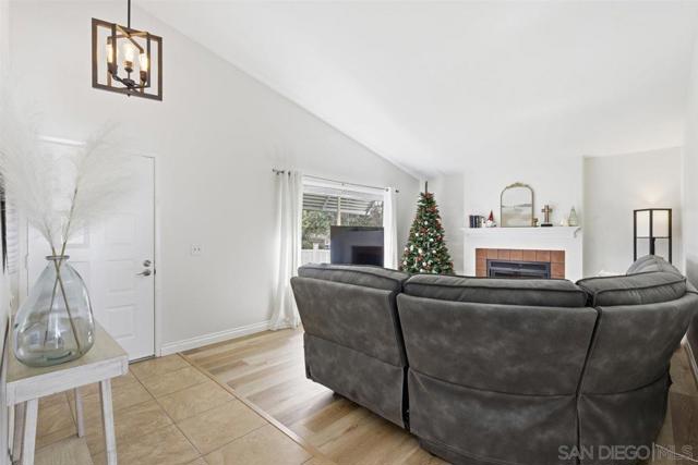 10660 Braverman Drive, Santee CA: https://media.crmls.org/mediaz/28f55e29-1006-47fc-9965-b6af3d171038.jpg