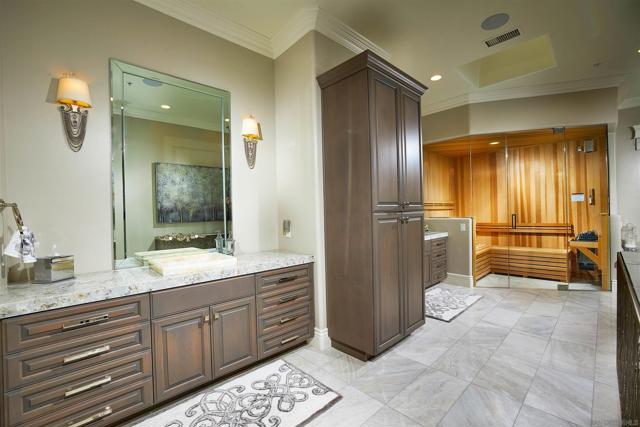 18092 Lago Vista, Rancho Santa Fe CA: https://media.crmls.org/mediaz/28f56509-f015-4c1b-81dd-eb85550d7ec2.jpg