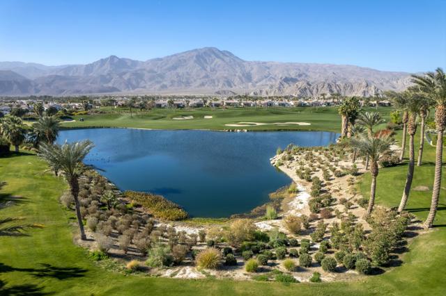58703 Jerez, La Quinta CA: https://media.crmls.org/mediaz/28f58e2c-0b55-4276-8cd3-3c2100f8d240.jpg