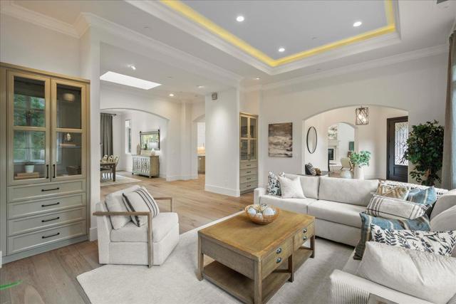 17435 Phillips Avenue, Los Gatos CA: https://media.crmls.org/mediaz/28f6db3d-8c39-40a4-9662-35d96ce51e96.jpg