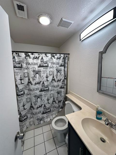 Detail Gallery Image 8 of 8 For 952 Alameda St, Calexico,  CA 92231 - 3 Beds | 2 Baths
