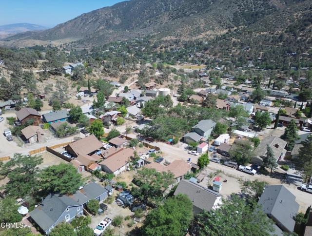 4141 Willow Trail, Frazier Park CA: https://media.crmls.org/mediaz/28f7b95c-3e31-4fff-9de4-20b101d9f635.jpg